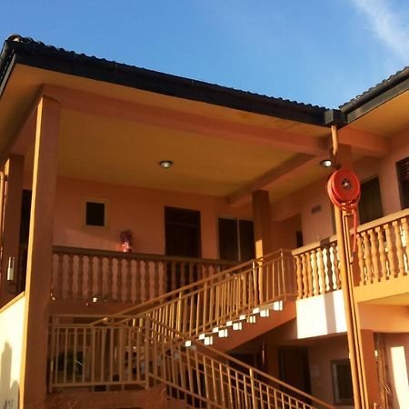 Daysinn Hotel Lira 外观 照片