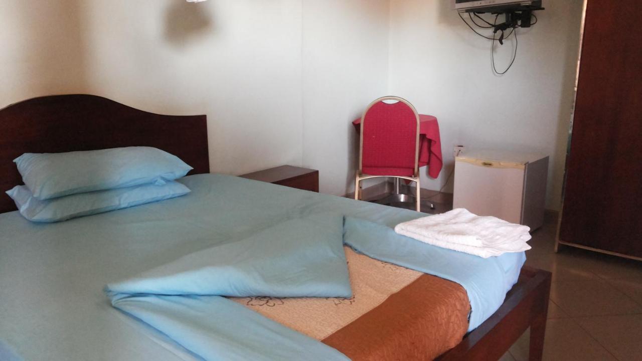 Daysinn Hotel Lira 外观 照片