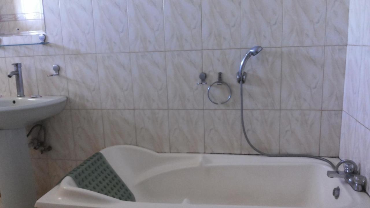 Daysinn Hotel Lira 外观 照片