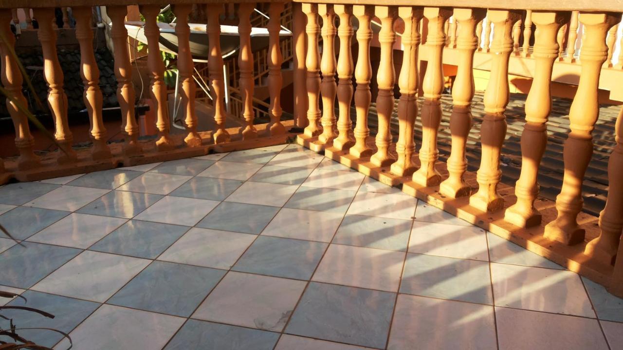 Daysinn Hotel Lira 外观 照片