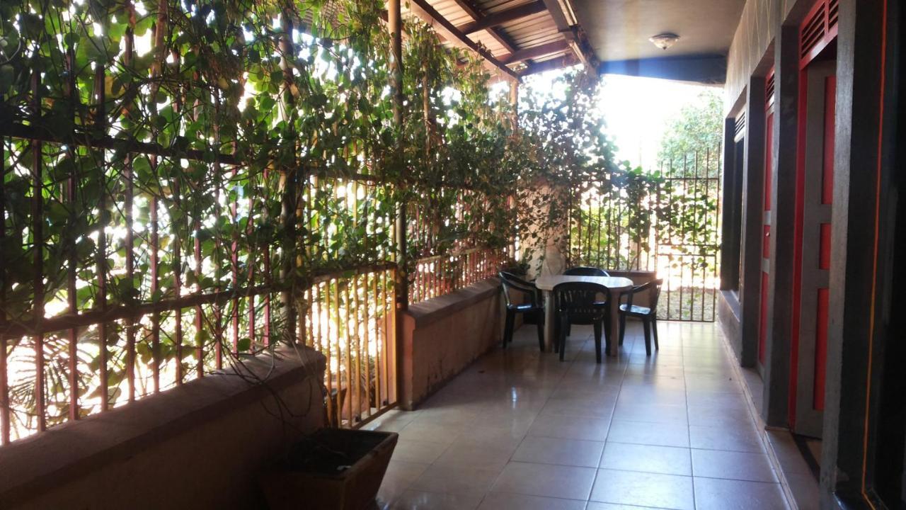 Daysinn Hotel Lira 外观 照片