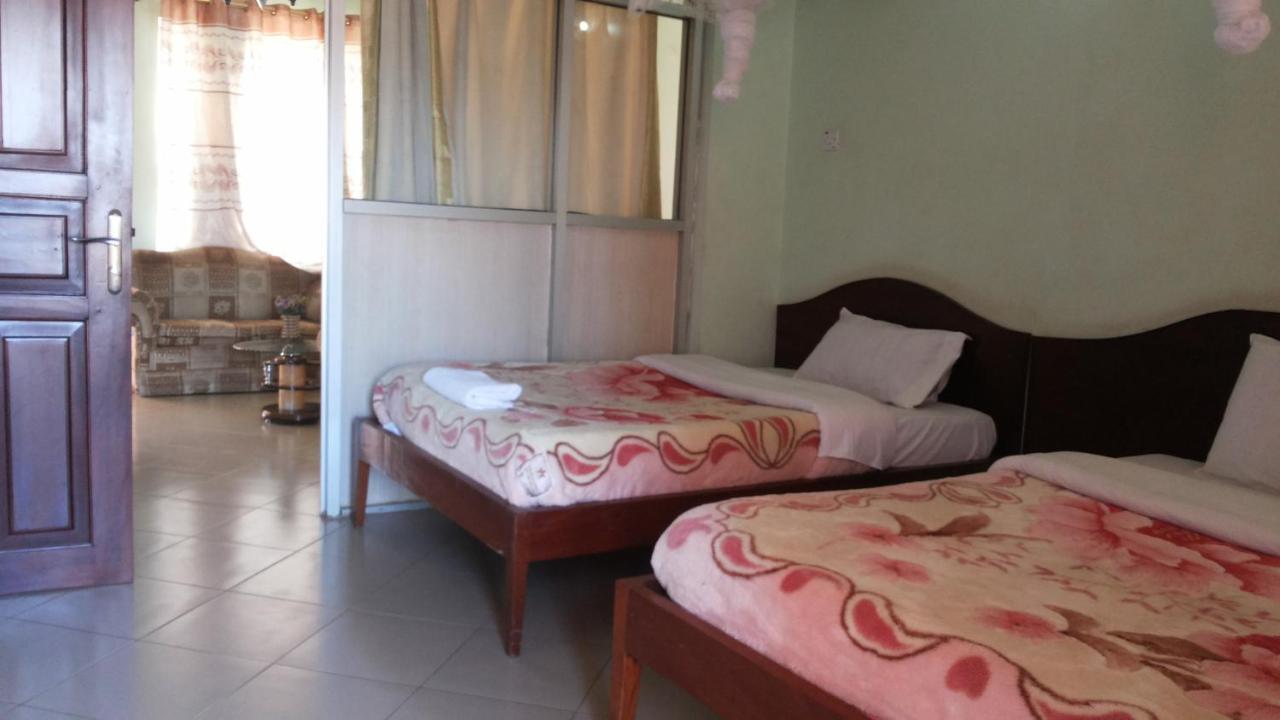 Daysinn Hotel Lira 外观 照片