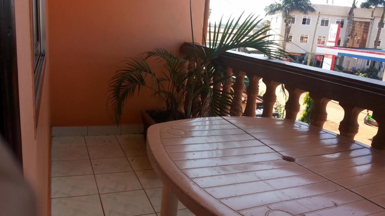 Daysinn Hotel Lira 外观 照片